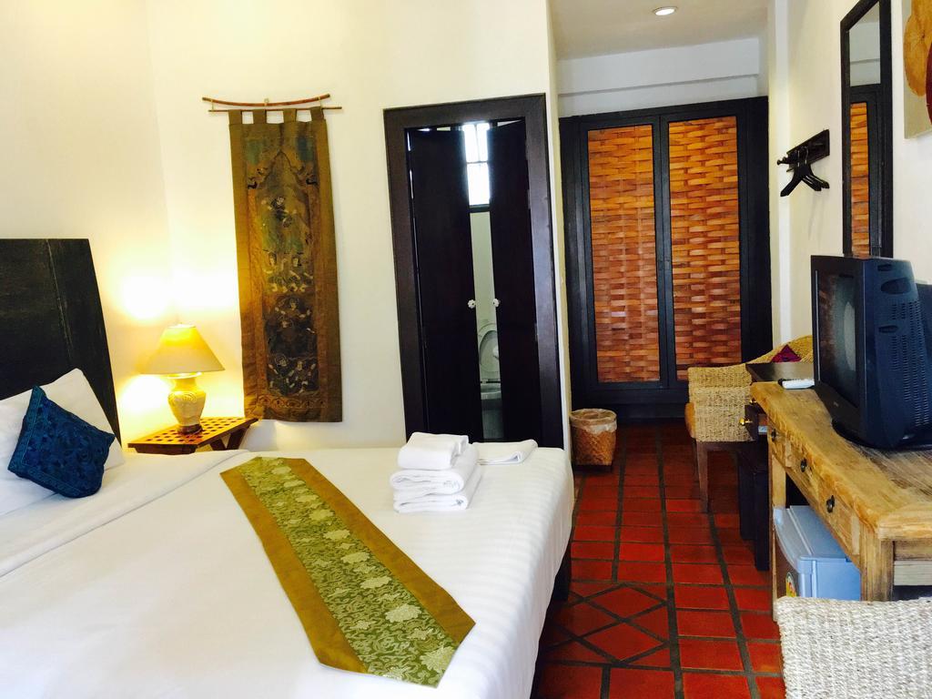 Come Chiangmai Lanna Boutique House Bed and Breakfast Chiang Mai Eksteriør billede